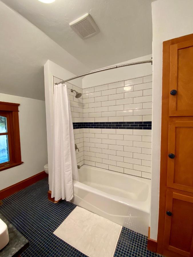 Mount Tom House Harrisburg Quarto foto